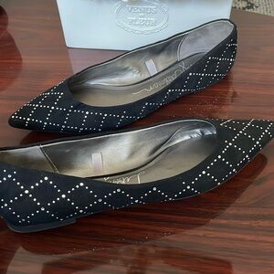 Black pointy toe size 11 Libby Edelman diagonal rhinestone flats